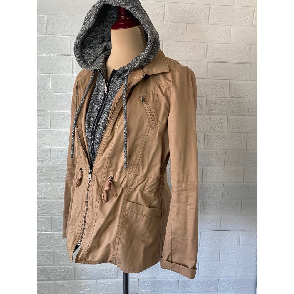 Jacket - Picture 4 of 6